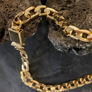 Escadulário Perrara Banho Ouro